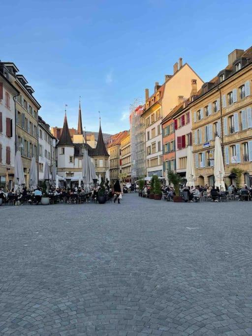 V&V Centre Neuchatel Ngoại thất bức ảnh