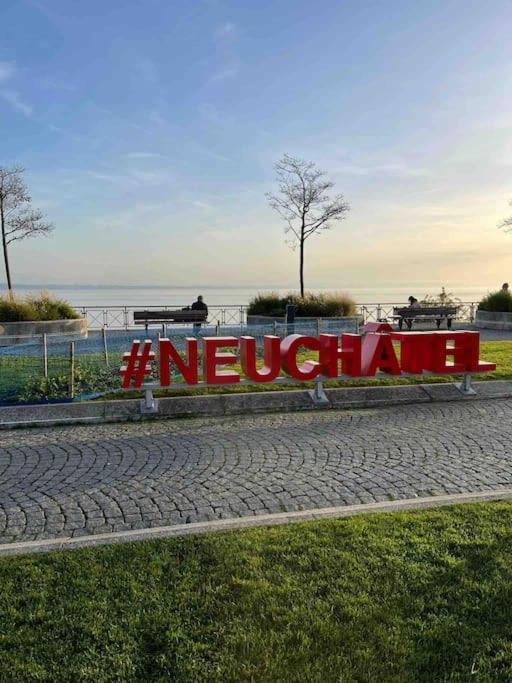 V&V Centre Neuchatel Ngoại thất bức ảnh