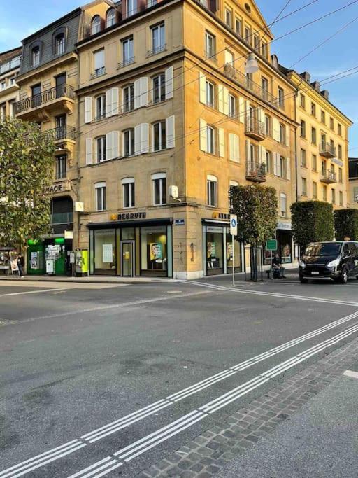 V&V Centre Neuchatel Ngoại thất bức ảnh